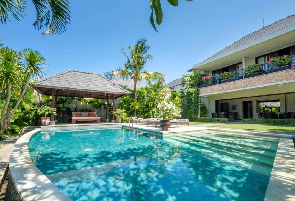 Kejora Beachfront Estate Sanur -Stunning Villa Eleven Kültér fotó